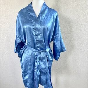 Vintage California Dynasty One Size Baby Blue Floral Short Kimono Robe Gown
